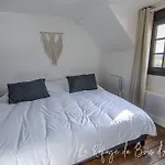 Holiday home Le Refuge Du Bois D'amour *