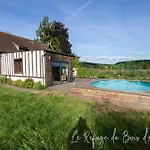 Holiday home Le Refuge Du Bois D'amour