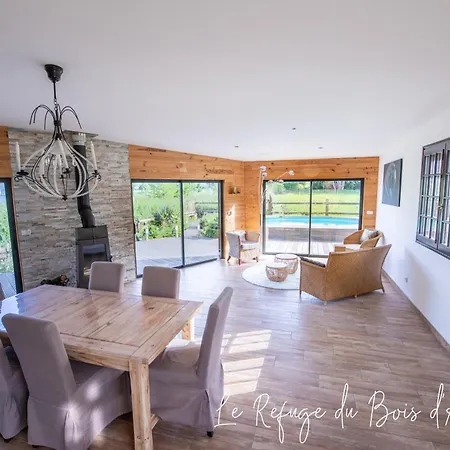 Le Refuge Du Bois D'amour *